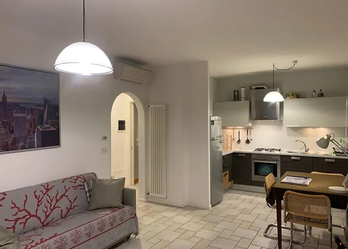 La Romantica Pool Lejlighed Torri Del Benaco